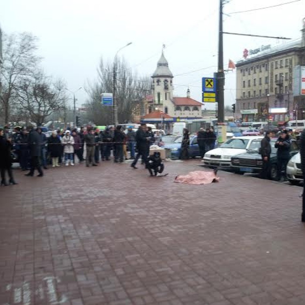 Стрельба в Николаеве: убийца застрелился Стрельба в Николаеве: убийца застрелился
