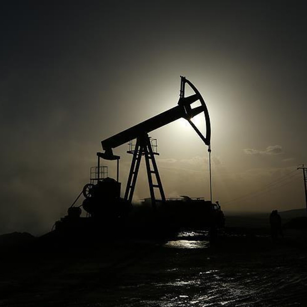 Сирийский предприниматель, продающий Асаду нефть ИГИЛ, является субподрядчиком российской компании Сирийский предприниматель, продающий Асаду нефть ИГИЛ, является субподрядчиком российской компании