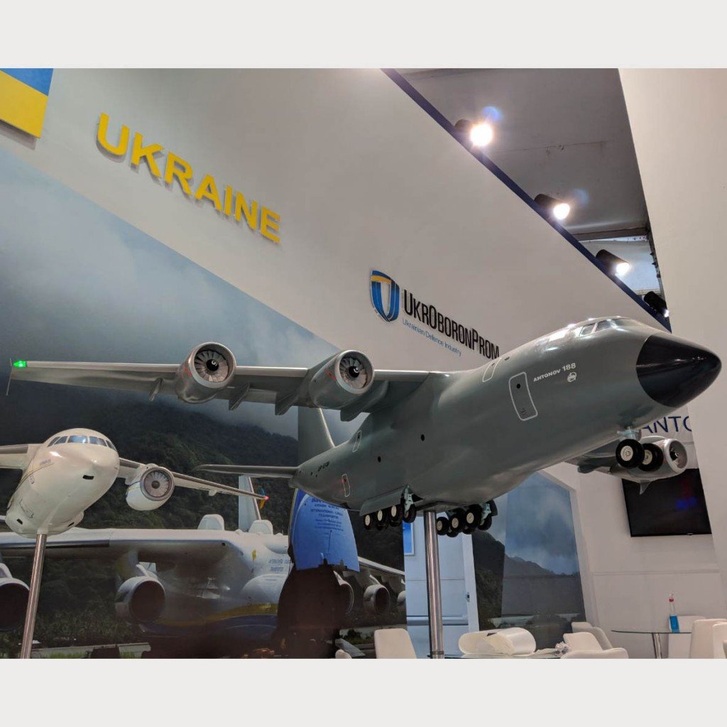 "Антонов" представил проект нового самолета Ан-188 "Антонов" представил проект нового самолета Ан-188