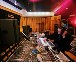 «Рок-звезда Soundcloud»: Илон Маск записал хаус-трек