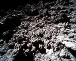 Впервые ученые получили видео с поверхности астероида
