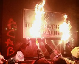 Под чье влияние попал Зеленский
