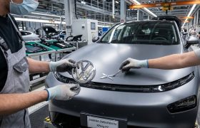 Китай скуповує європейські заводи