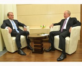 Уколоться во славу Путина