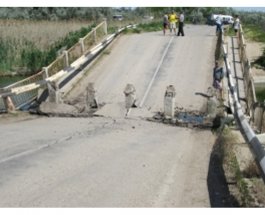 В Крыму рухнул мост