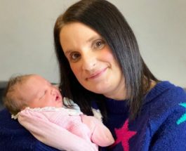 Самая многодетная мама Британии родила 22-го ребенка в 45 лет