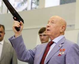 Как собирались воевать в космосе и чем вооружали космонавтов